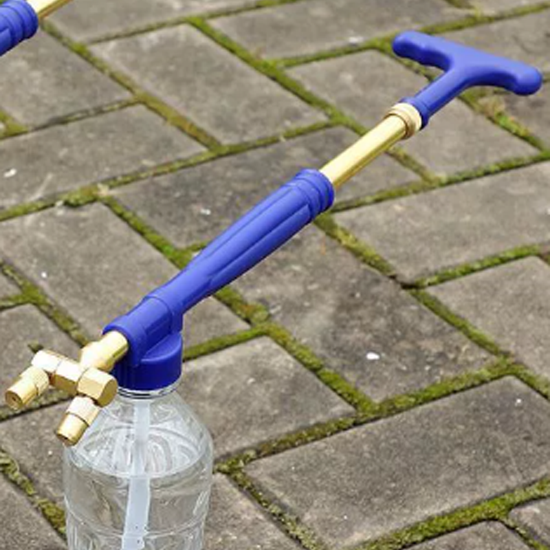 Tragbares Sprühgerät mit Trinkflasche mit Zugvorrichtung