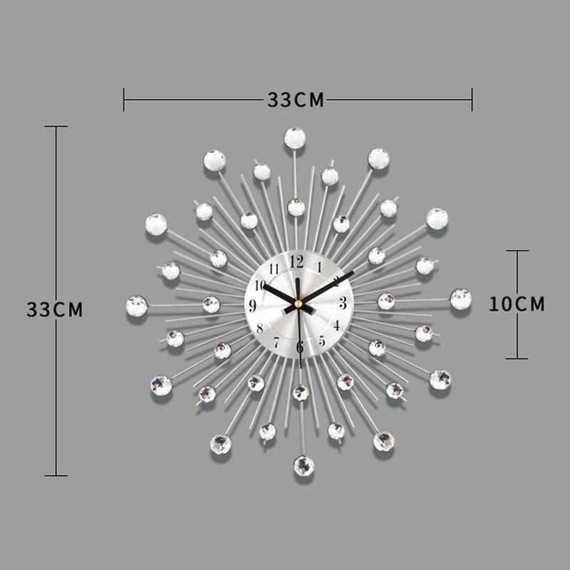 Kreative Wanduhr für die Wohnzimmerdekoration