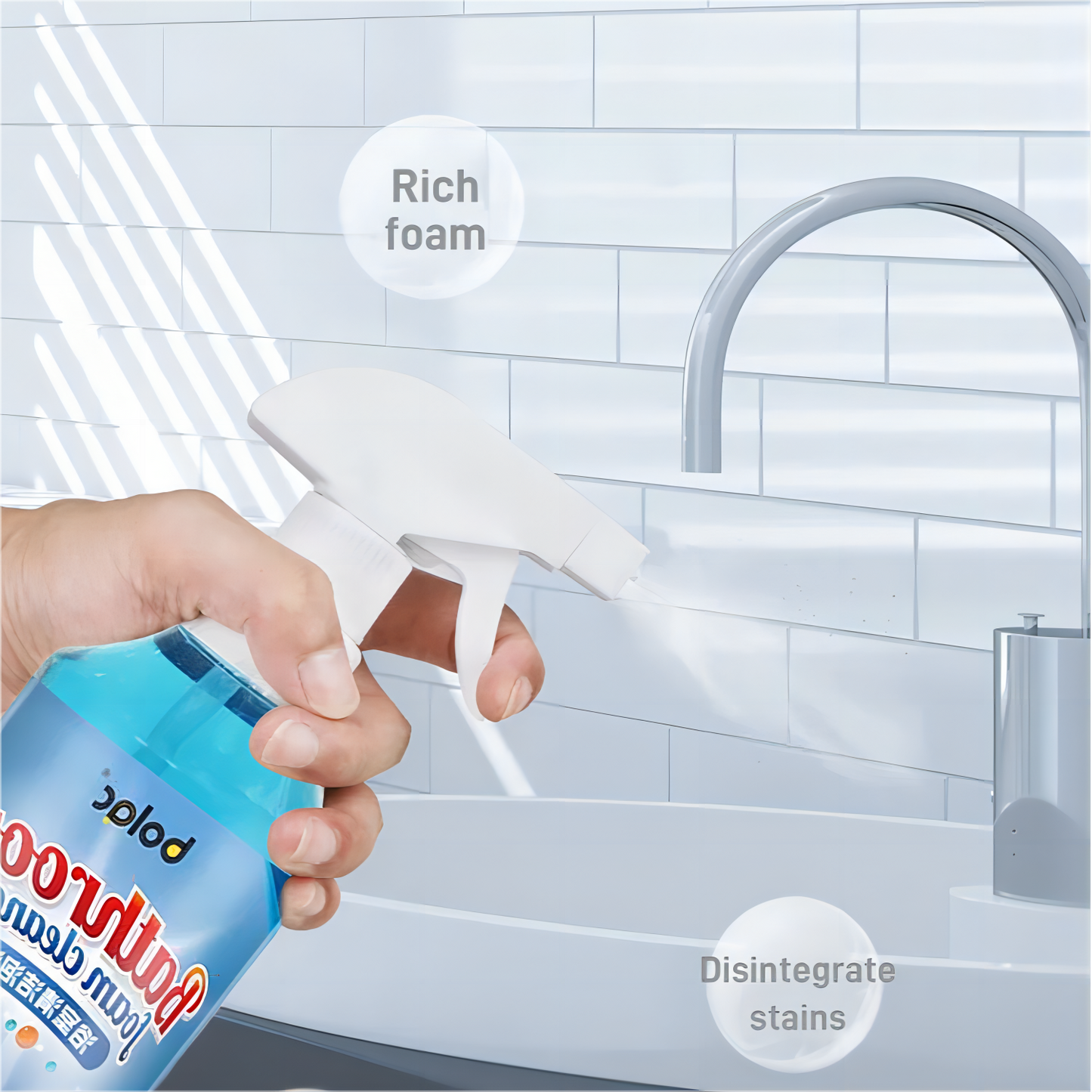 Antibakterieller Badreiniger und Kalkentferner