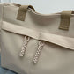 Trendige Großraumtasche mit mehreren Fächern