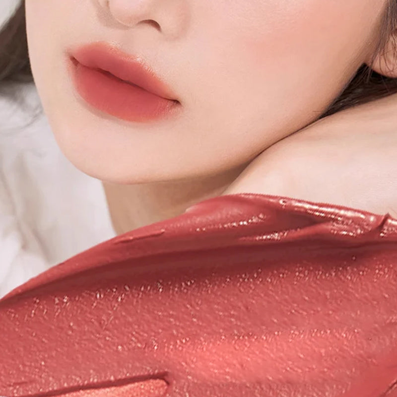 Matte Rotating Smooth Lasting Lip Glaze