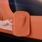 🥳 SONDERANGEBOT 2026 – über 50.000 mal verkauft! 🚗🧺 50 % Rabatt auf den Leder-Getränkehalter für die Autotür. ✅ Große Öffnung für Getränke & Handy 🔒 Sicherer Halt durch Clip-Befestigung 🛡️ Strapazierfähiges PU-Leder in eleganter Optik