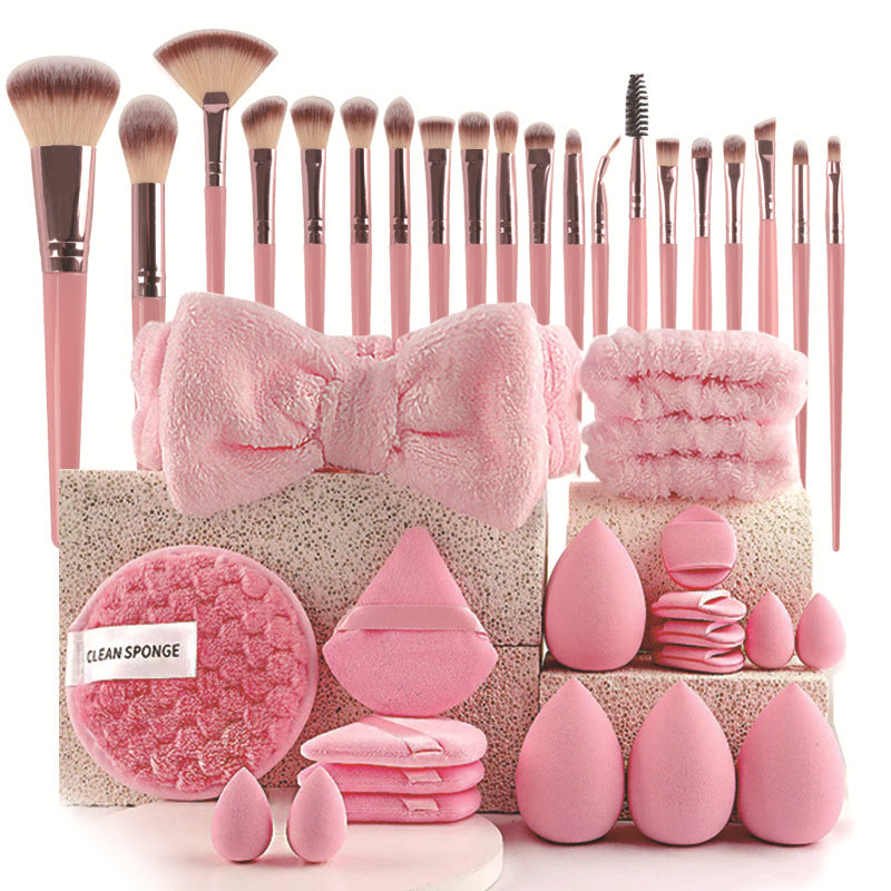 All-in-One-Set mit Make-up-Pinseln und -Schwämmchen